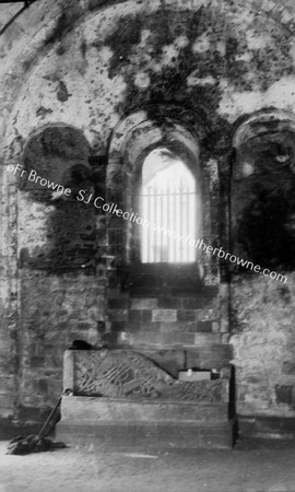 CORMAC'S CHAPEL W.WALL WITH SARCOPHAGUS & WINDOW INTO CATHEDRAL